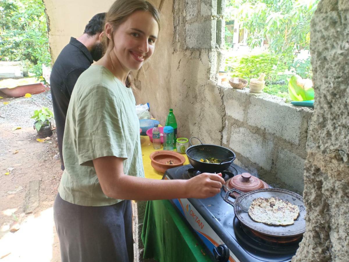 White House Hotell Unawatuna Eksteriør bilde